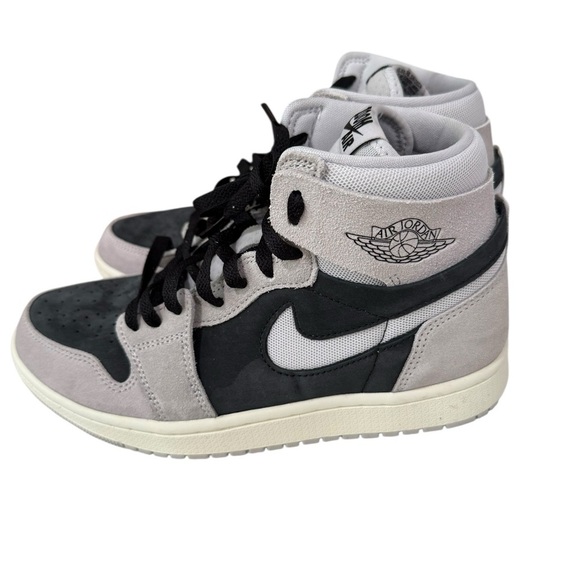 Nike Air Jordan Zoom CMFT 2 Women’s Sneakers Size 8 Light Iron Ore DV 1305 001 - Picture 3 of 10